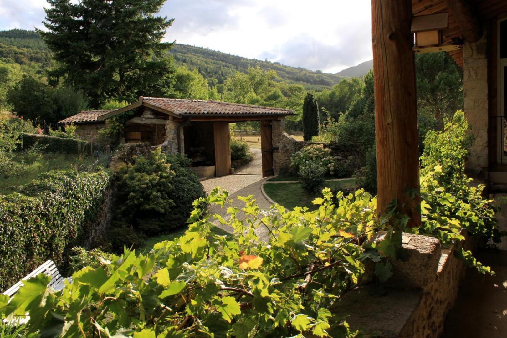 Le Clos Du Martouret Roisey Kültér fotó